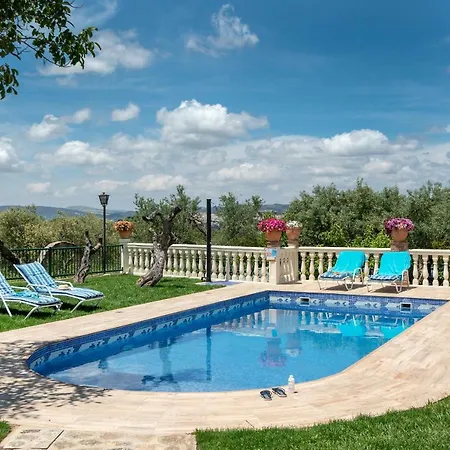 Maria Villa